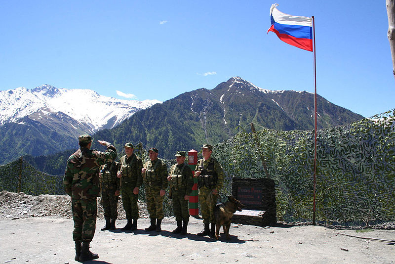 Российские пограничники на охране границы