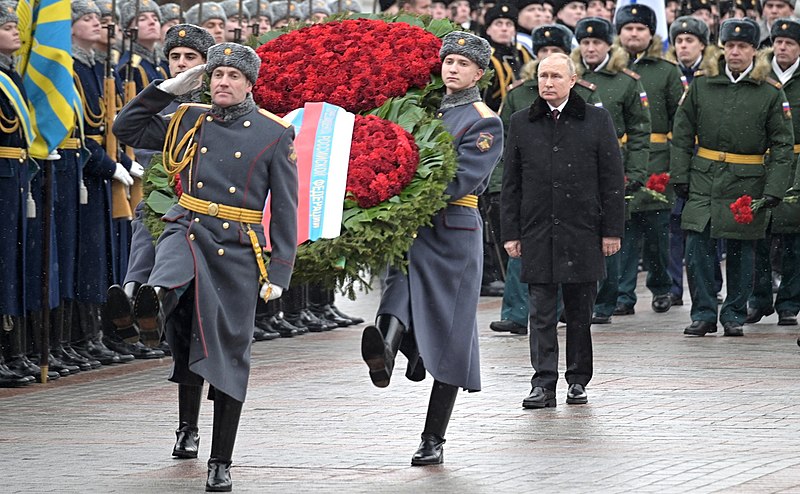 Возложение венка на могилу Неизвестного солдата В.В.Путиным